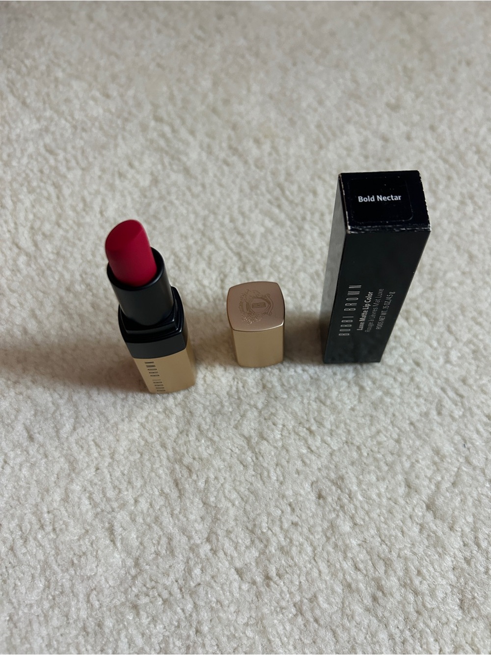 Bobbi Brown lipstick in Bold Nectar